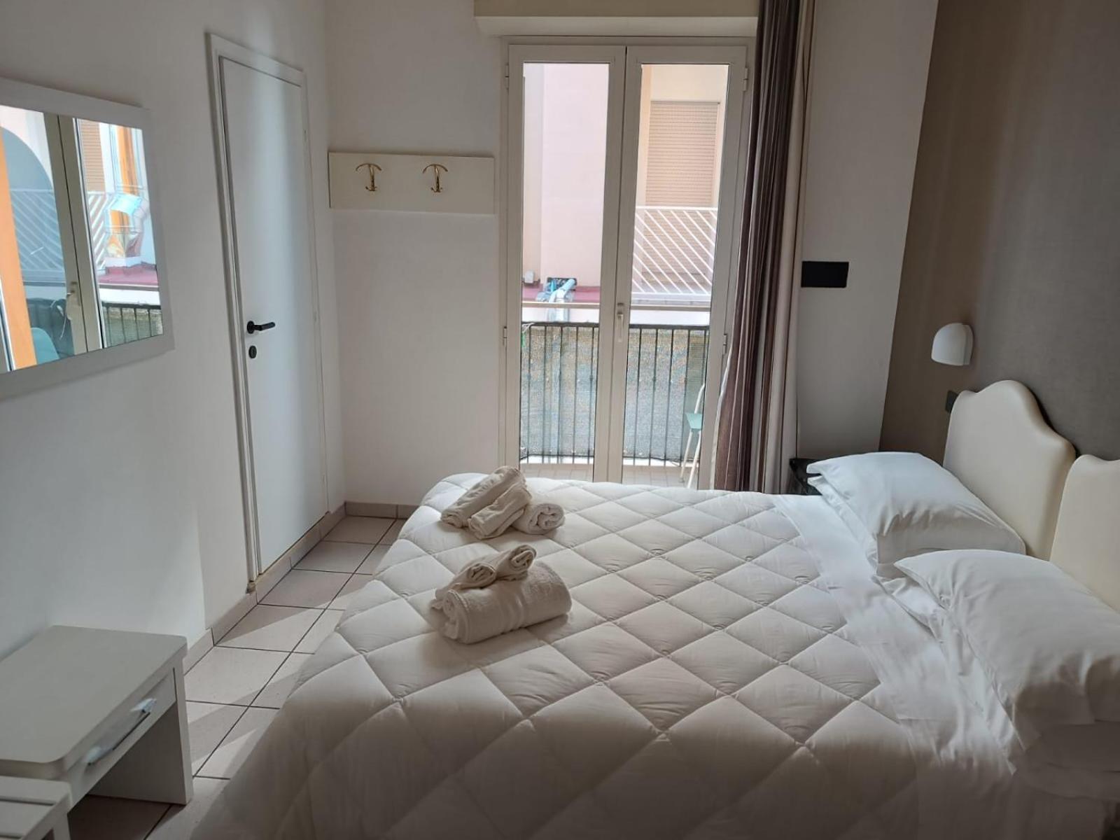 Hotel Berenice Rimini Extérieur photo